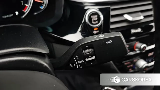 BMW 5 Series (G30) id 3672775 из Кореи 19