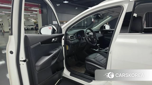 Kia The New Sorento id 4459660 из Кореи 30