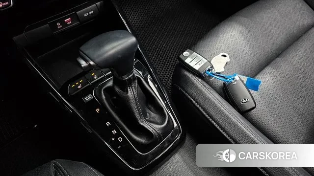 Kia Stonic id 3391717 из Кореи 19