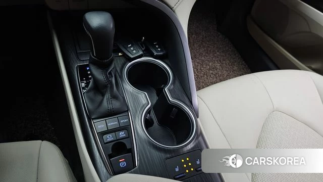 Toyota Camry (XV70) id 4624705 из Кореи 29