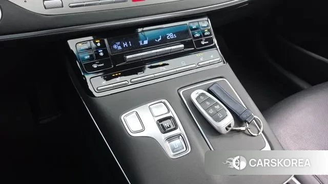 Hyundai The New Grandeur IG id 3349177 из Кореи 19