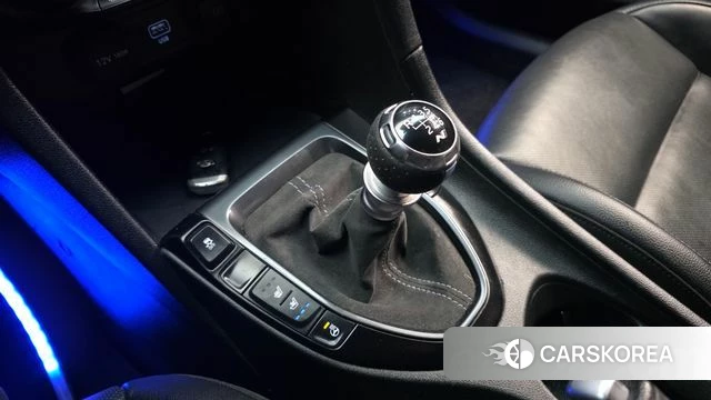 Hyundai Veloster (JS) id 3833749 из Кореи 19