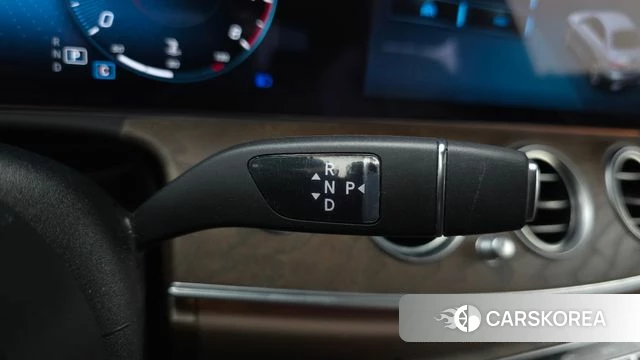 Mercedes-Benz E-Class W213 id 4230777 из Кореи 19