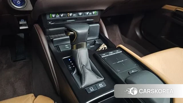 Lexus ES300h 7th generation id 3012353 из Кореи 19