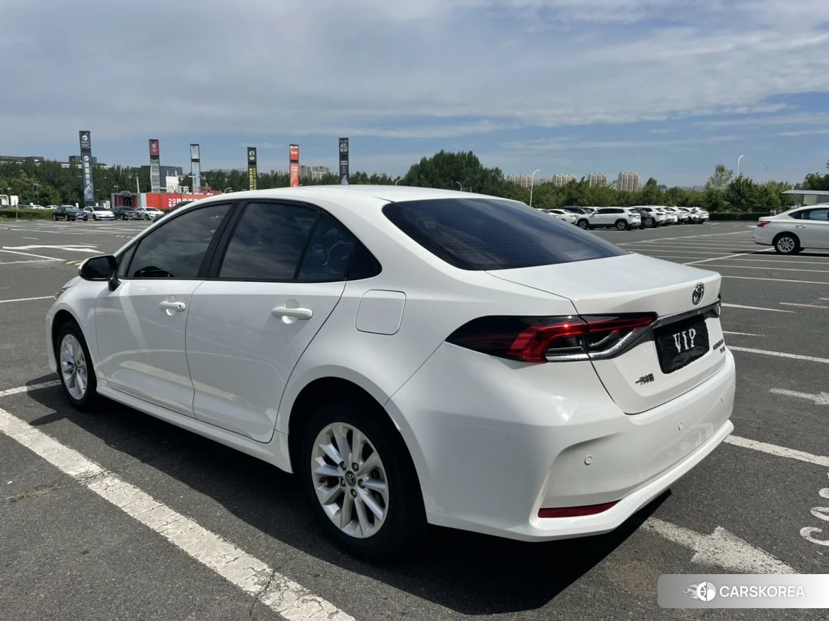Toyota Corolla id 4493203 из Китая 13