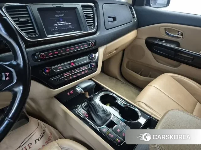 Kia The New Carnival id 3324899 из Кореи 17