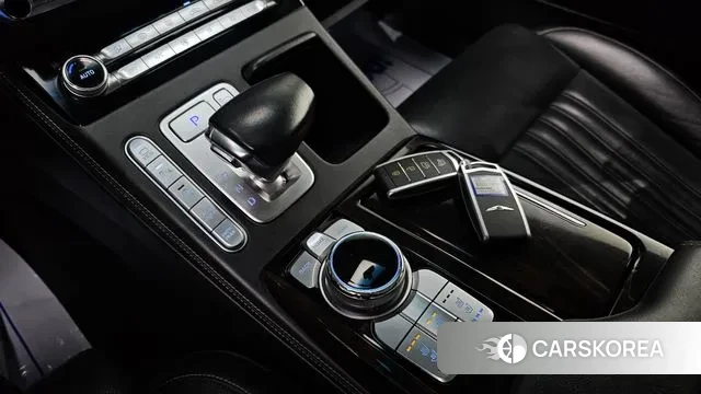 Genesis G90 id 3499815 из Кореи 19