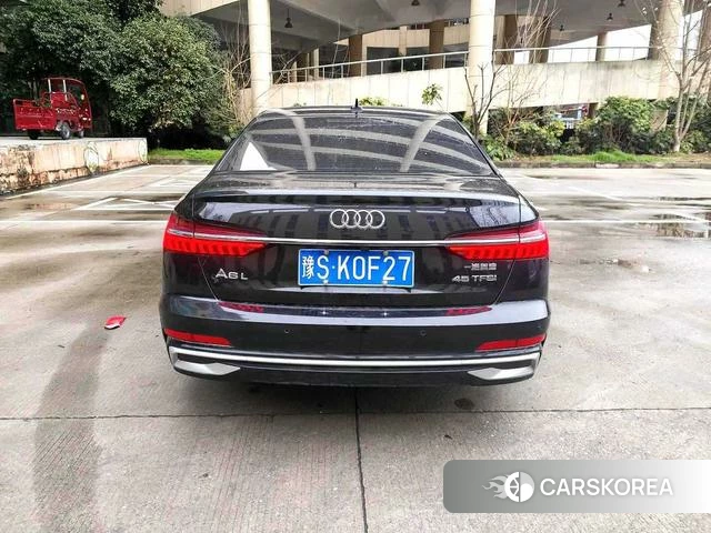 Audi A6L id 4257082 из Китая 9