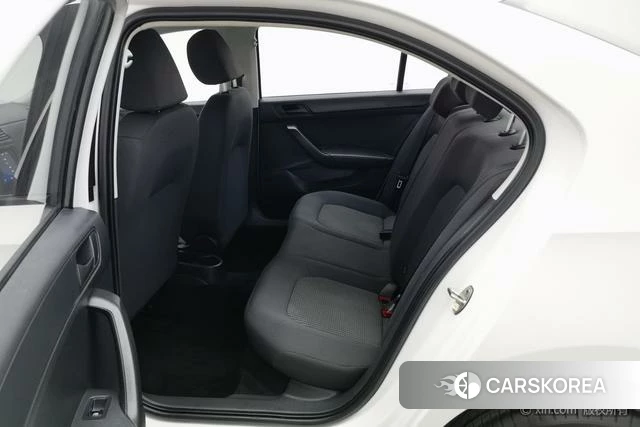 Volkswagen Santana id 4279095 из Китая 23