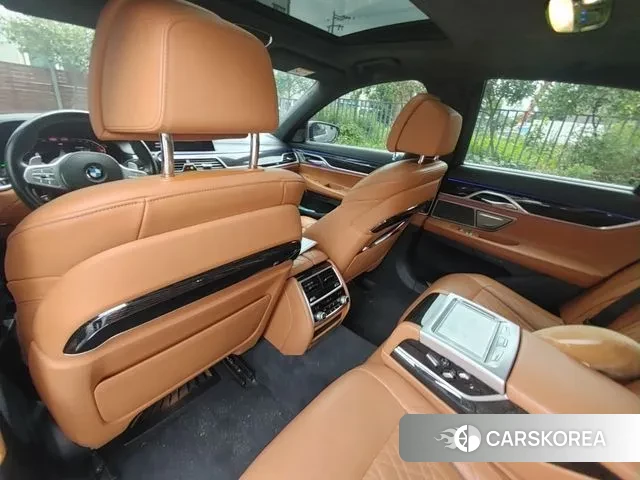 BMW 7 Series (G11) id 3028375 из Кореи 15