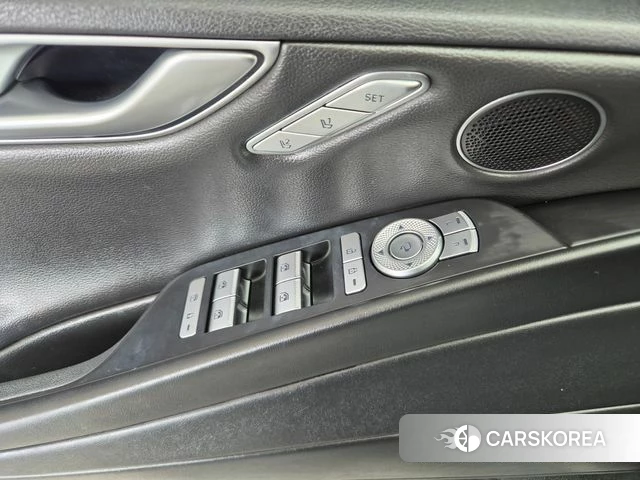 Genesis G80 (RG3) id 3954936 из Кореи 19