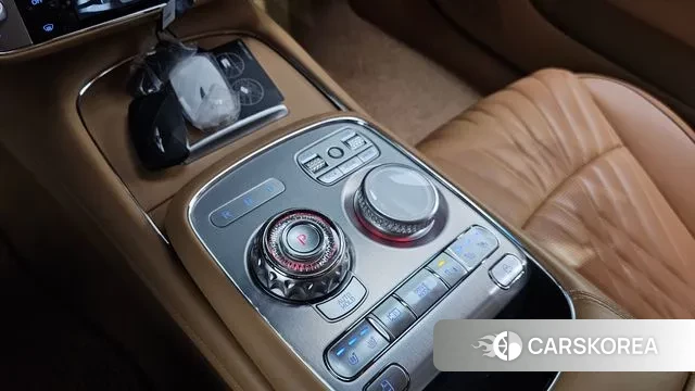 Genesis G90 (RS4) id 3701831 из Кореи 19