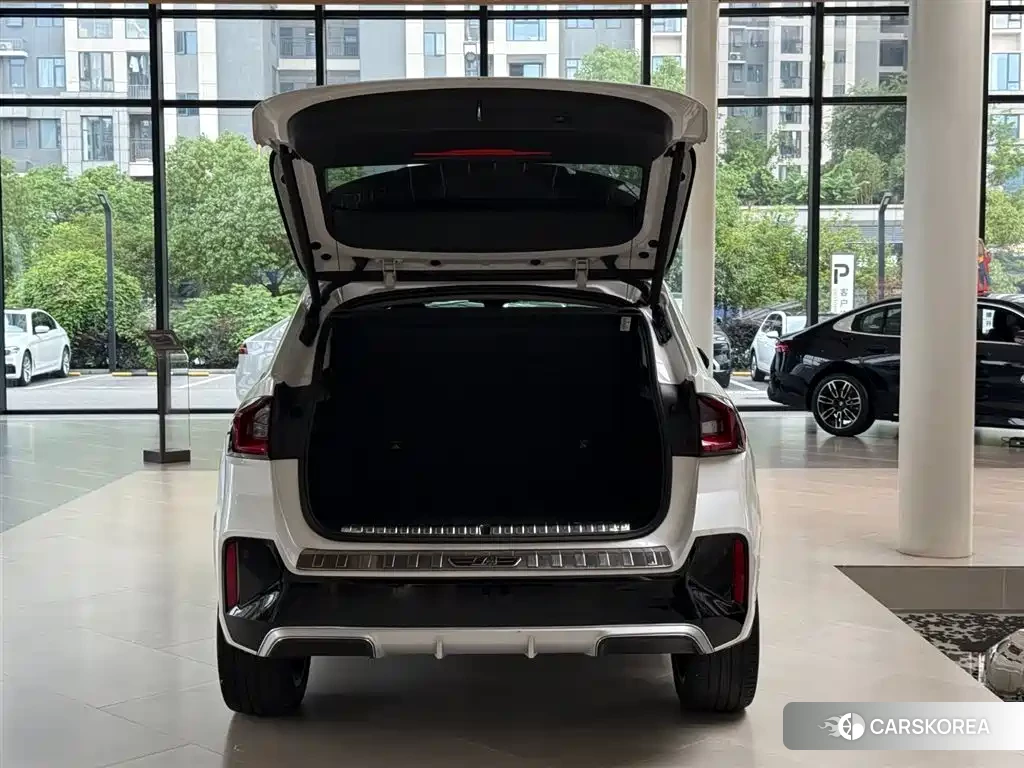 BMW X1 id 4599657 из Китая 14