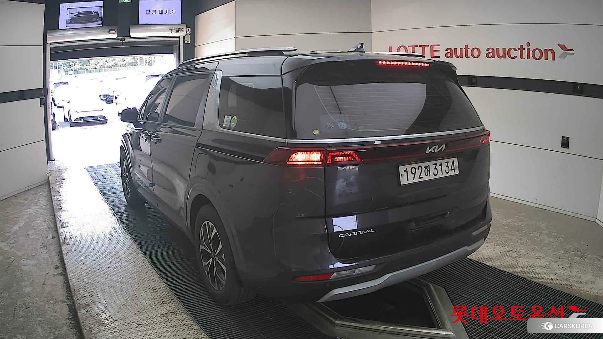 Kia Carnival id 4289546 из Кореи 37