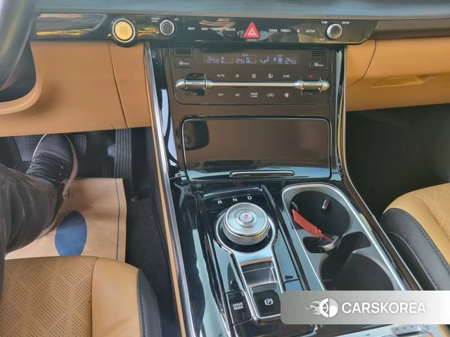 Kia Carnival 4th generation id 4203077 из Кореи 19