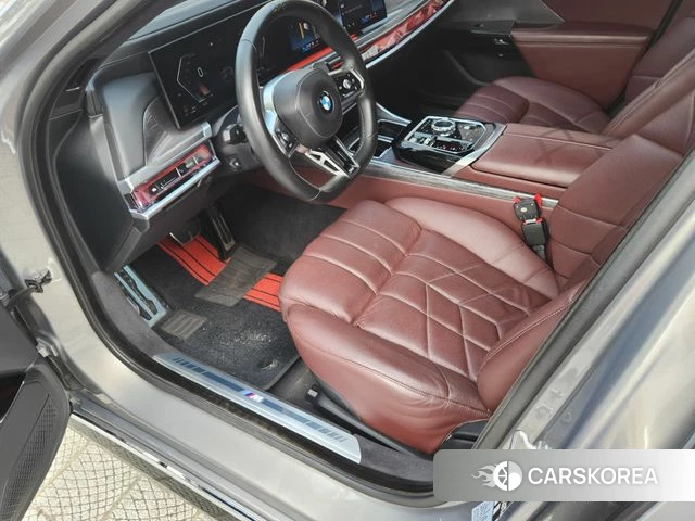 BMW 7 Series (G70) id 4549376 из Кореи 13