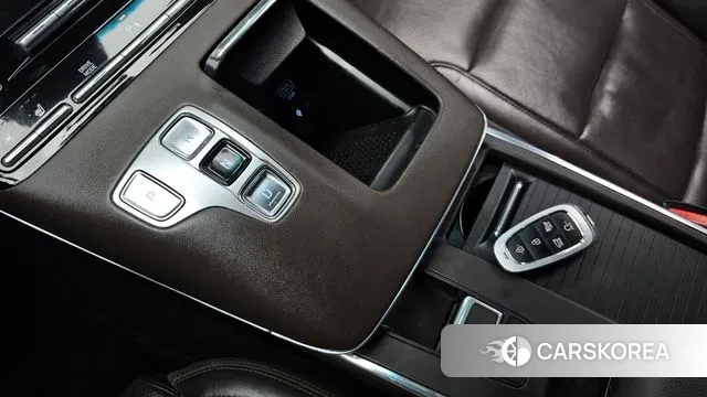 Hyundai The New Grandeur IG Hybrid id 3746748 из Кореи 19