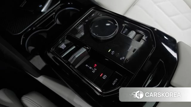 BMW 5 Series (G60) id 4686377 из Кореи 31