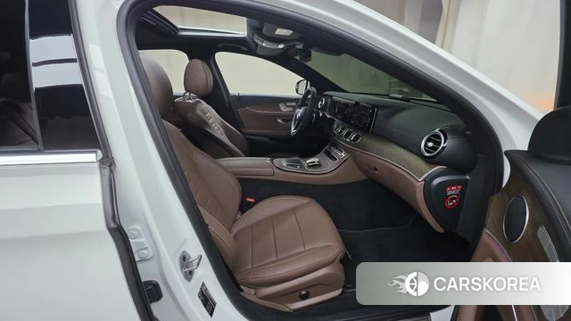 Mercedes-Benz E-Class W213 id 4774865 из Кореи 35