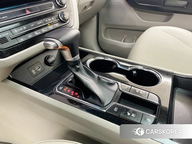 Kia The New Carnival id 4351136 из Кореи 19