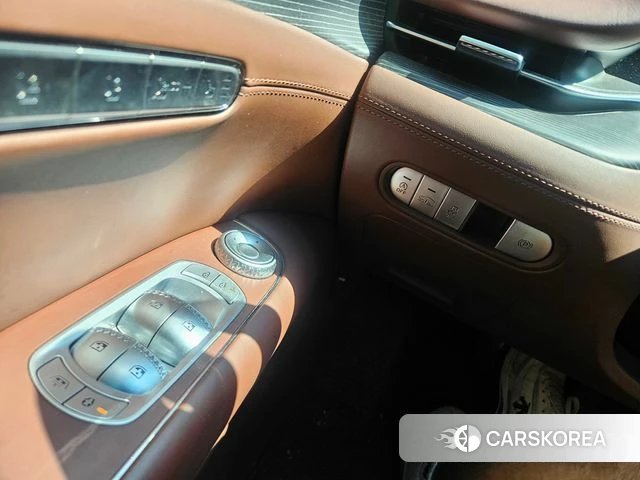 Genesis G90 (RS4) id 4422904 из Кореи 14