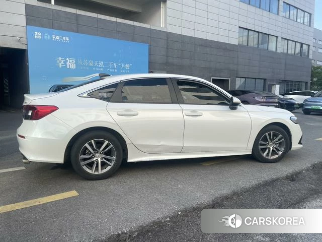 Honda Civic id 4333813 из Китая 17