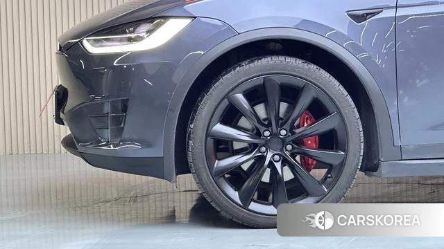 Tesla Model X id 4210079 из Китая 21