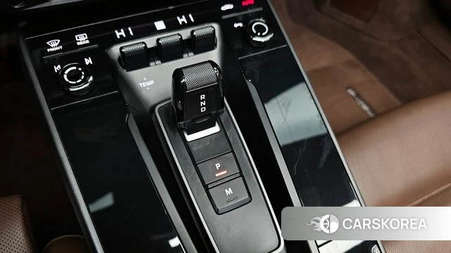 Porsche 911(992) id 3941627 из Кореи 19