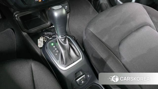 Jeep Renegade id 4495731 из Кореи 32