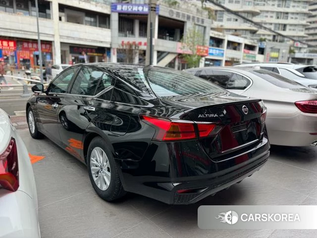 Nissan Teana id 4328914 из Китая 9