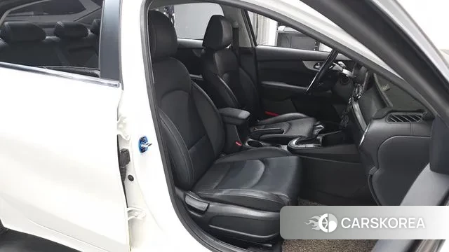 Kia Come New K3 id 3510157 из Кореи 19