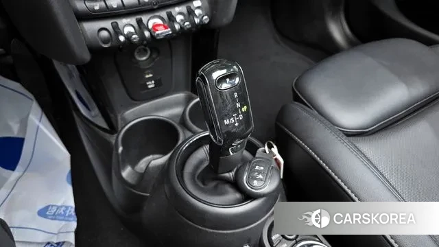 Mini Cooper Convertible id 3472981 из Кореи 19