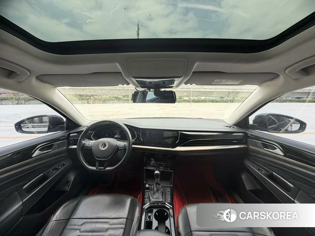 Volkswagen Passat id 4190330 из Китая 9