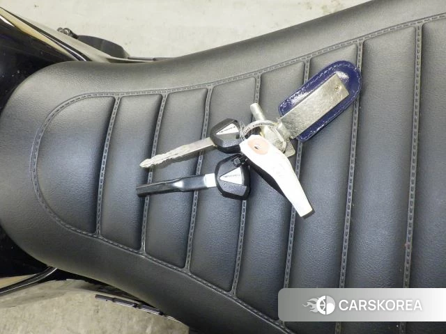 Kawasaki Z900RS id 3949290 из Японии 33