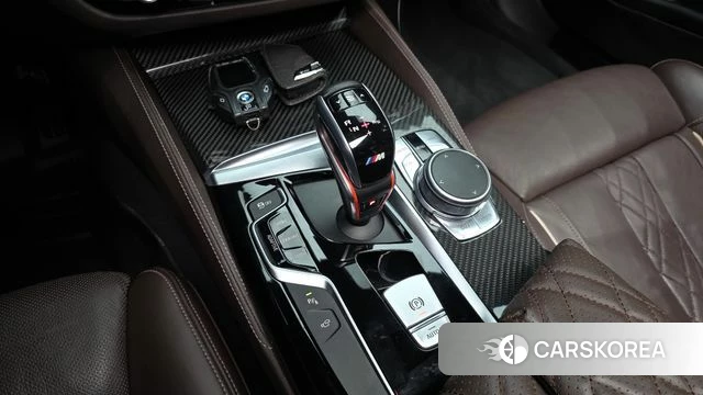 BMW 5 Series (G30) id 3899884 из Кореи 19