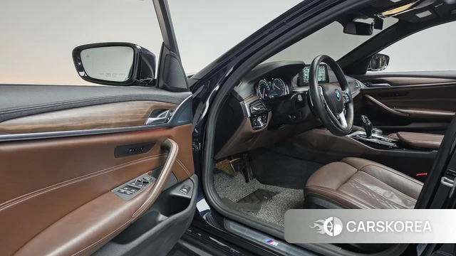 BMW 5 Series (G30) id 3867600 из Кореи 19