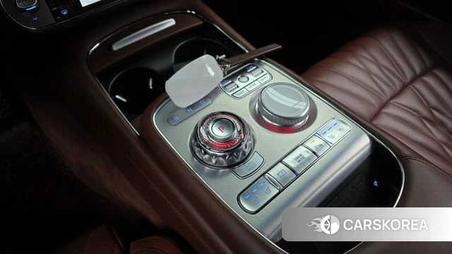 Genesis G90 (RS4) id 3794197 из Кореи 19
