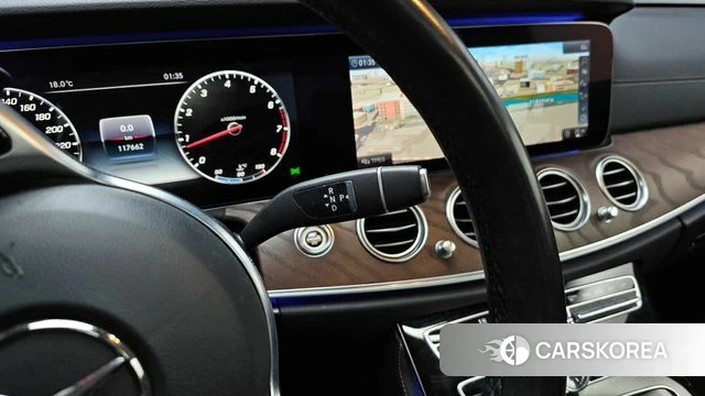 Mercedes-Benz E-Class W213 id 3861469 из Кореи 19