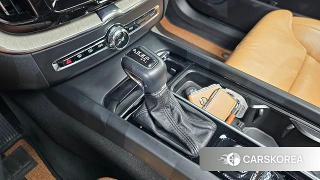 Volvo XC60 second Generation id 4882628 из Кореи 19