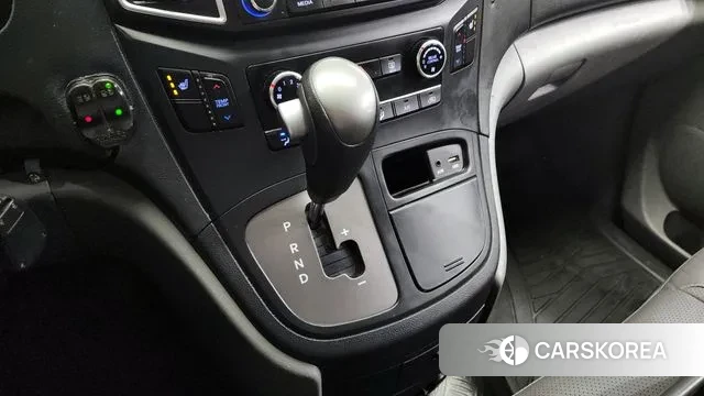 Hyundai The New Grand Starex id 3464332 из Кореи 19