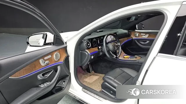 Mercedes-Benz E-Class W213 id 3417230 из Кореи 19