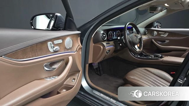 Mercedes-Benz E-Class W213 id 4385015 из Кореи 30