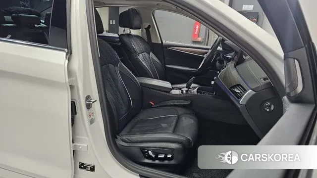 BMW 5 Series (G30) id 3581203 из Кореи 19