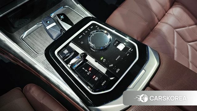 BMW 7 Series (G70) id 3891231 из Кореи 19