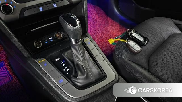 Hyundai Avante AD id 3905803 из Кореи 19