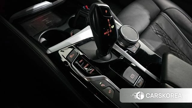 BMW 5 Series (G30) id 4447127 из Кореи 32
