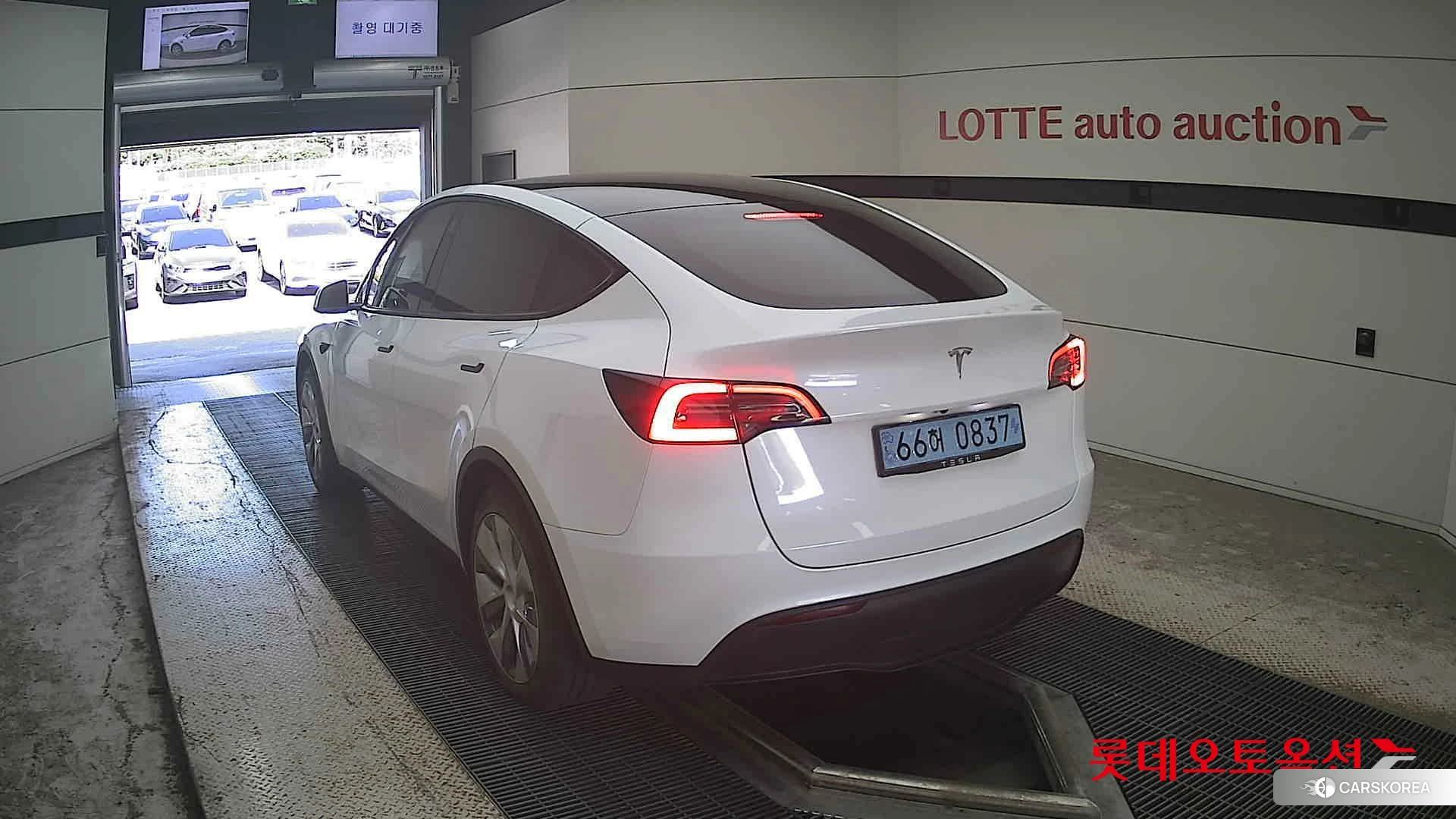 Tesla Model Y RWD id 4909363 из Кореи 36