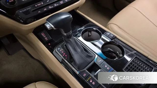 Kia The New Carnival id 3368581 из Кореи 19