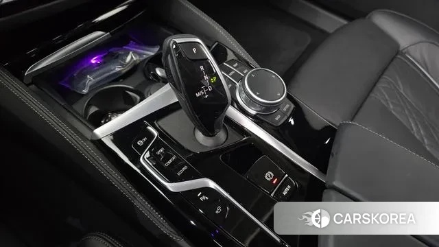 BMW 5 Series (G30) id 3788302 из Кореи 19