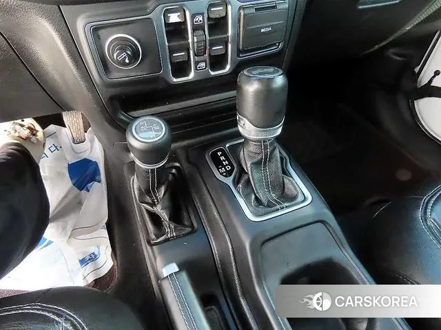 Jeep Wrangler (JL) id 3712954 из Кореи 16